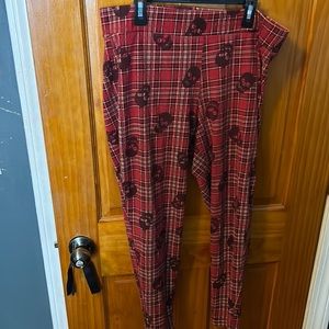 Torrid Red skull print leggings